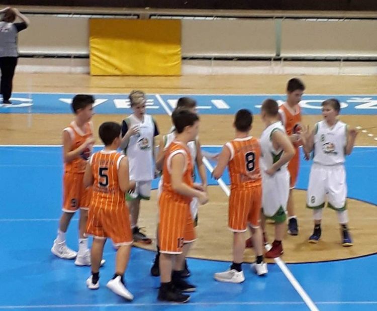 prvi poraz mlađih pionira košarkaški klub sava